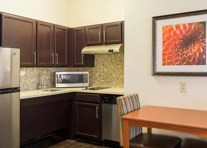 Staybridge By Ihg Hotel 3*